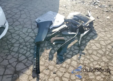 2017 Lexus Ls 460 z USA, uszkodzony, nr VIN JTHCL5EF7H5029023